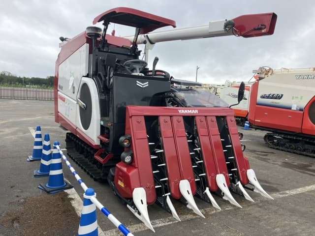 Combine — Auction (lot 8451-1232)