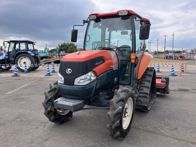 Tractor — Auction (lot 8451-1238)
