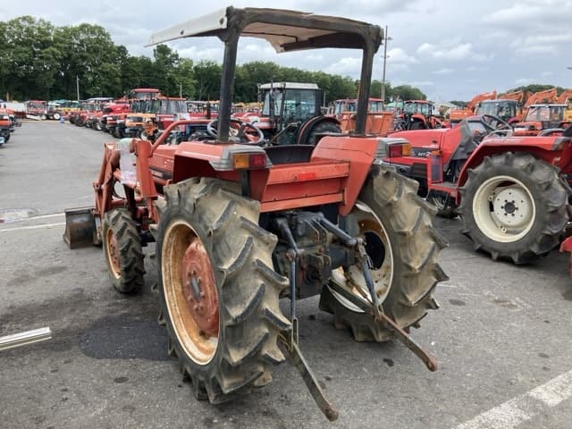 Tractor — Auction (lot 8451-1245)