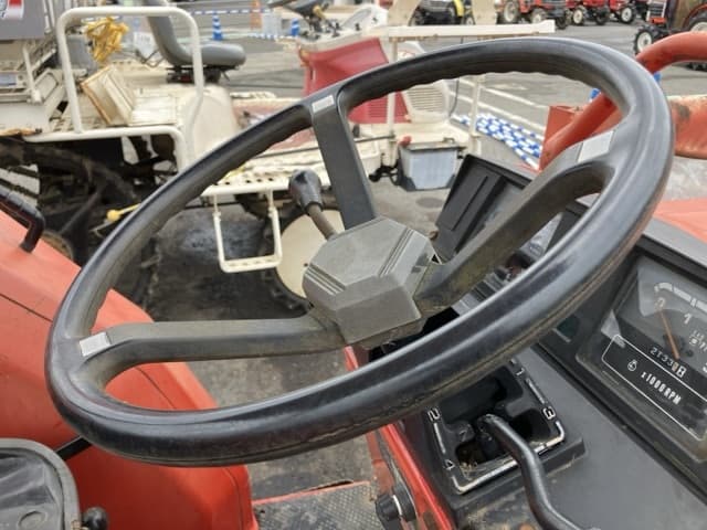 Tractor — Auction (lot 8451-1245)