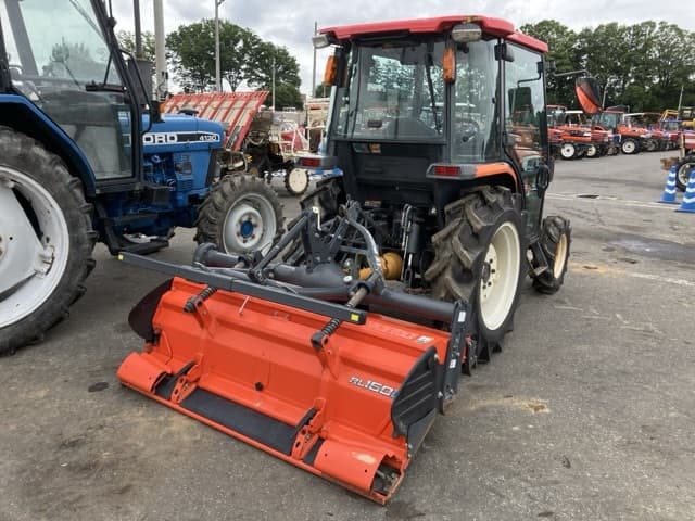 Tractor — Auction (lot 8451-1247)