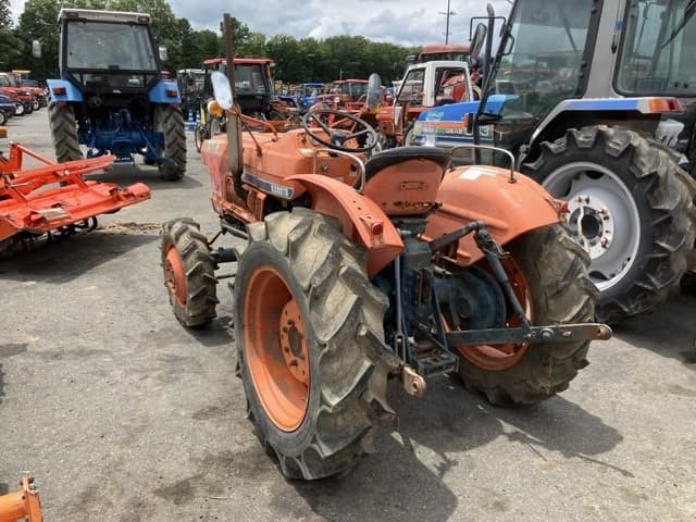Tractor — Auction (lot 8451-1249)