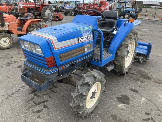 Tractor — Auction (lot 8451-1250)