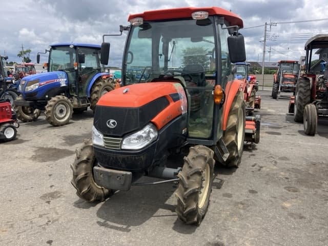 Tractor — Auction (lot 8451-1251)