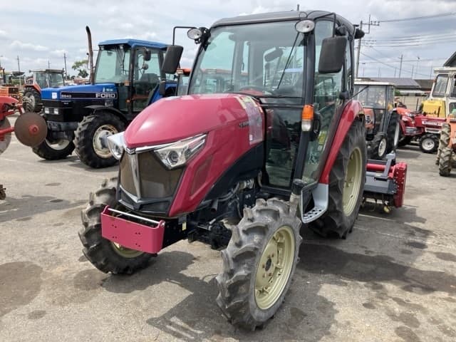 Tractor — Auction (lot 8451-1259)