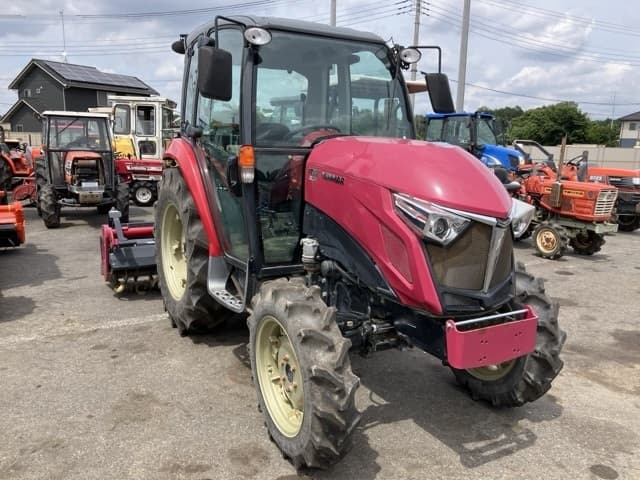 Tractor — Auction (lot 8451-1259)