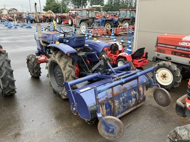 Tractor — Auction (lot 8451-1265)