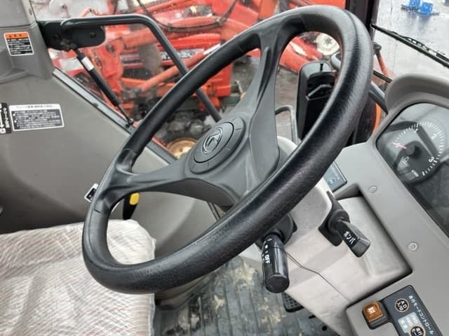 Tractor — Auction (lot 8451-1266)