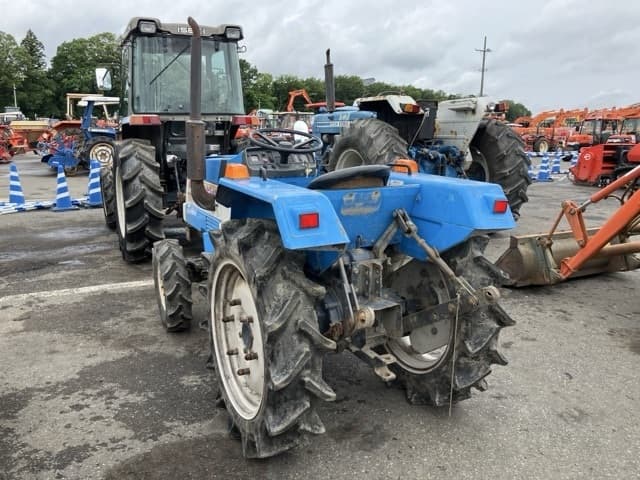 Tractor — Auction (lot 8451-1267)