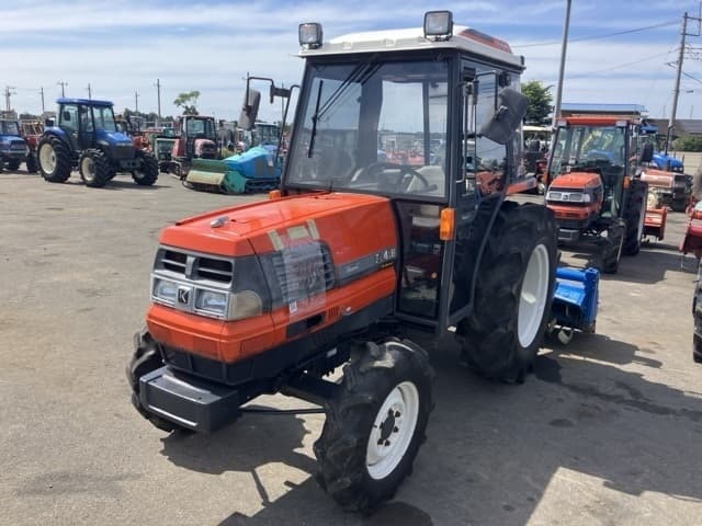 Tractor — Auction (lot 8451-1271)