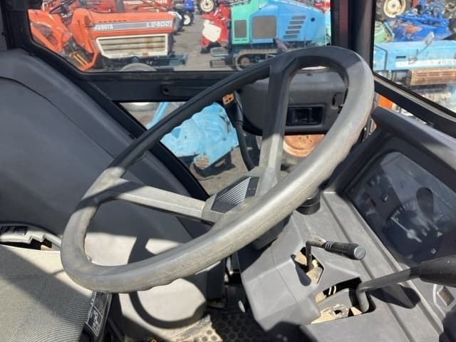 Tractor — Auction (lot 8451-1271)