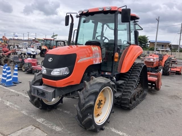 Tractor — Auction (lot 8451-1272)