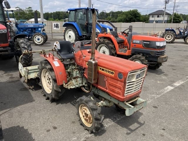 Tractor — Auction (lot 8451-1275)