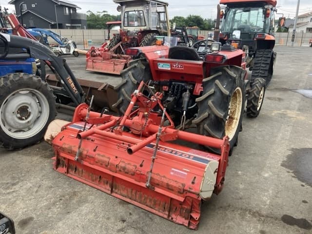 Tractor — Auction (lot 8451-1278)