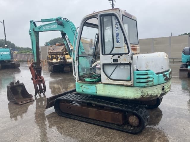 MINI EXCAVATOR — Auction (lot 8451-128)