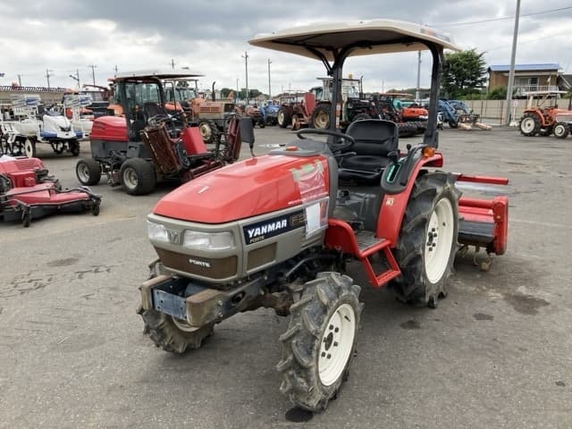 Tractor — Auction (lot 8451-1281)