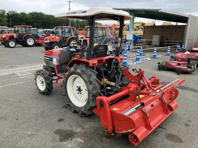 Tractor — Auction (lot 8451-1281)