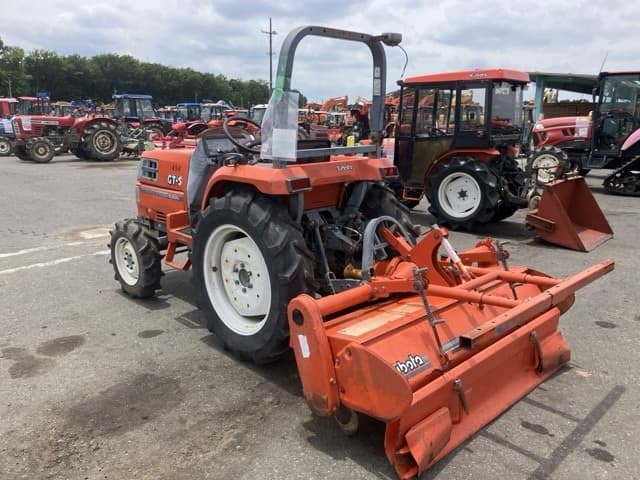 Tractor — Auction (lot 8451-1282)