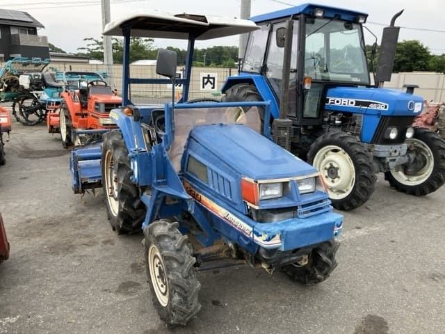 Tractor — Auction (lot 8451-1284)