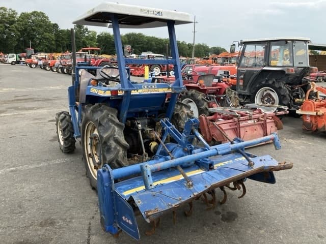 Tractor — Auction (lot 8451-1284)