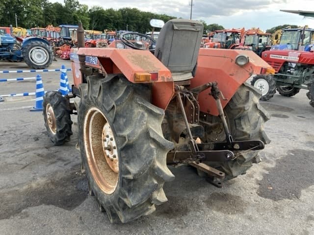 Tractor — Auction (lot 8451-1285)