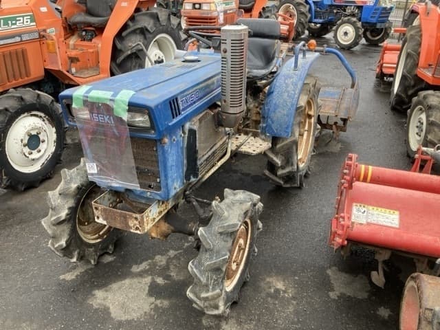 Tractor — Auction (lot 8451-1287)