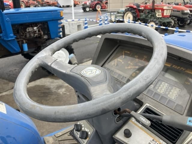 Tractor — Auction (lot 8451-1288)