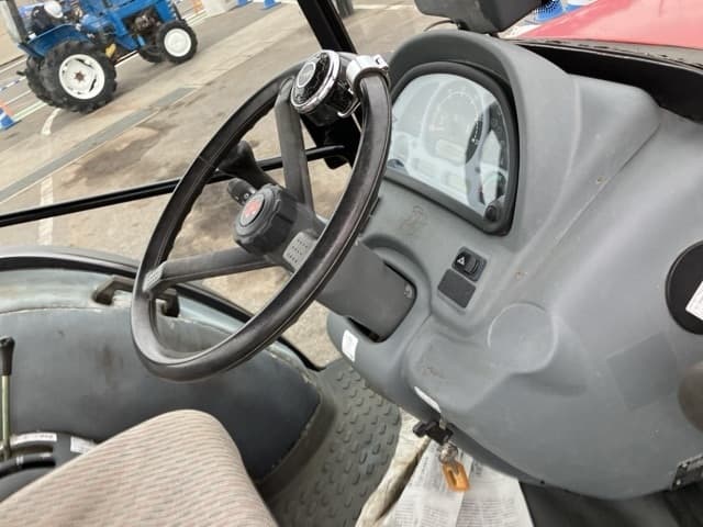 Tractor — Auction (lot 8451-1295)