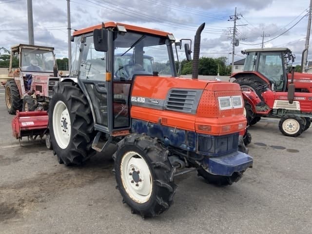 Tractor — Auction (lot 8451-1298)