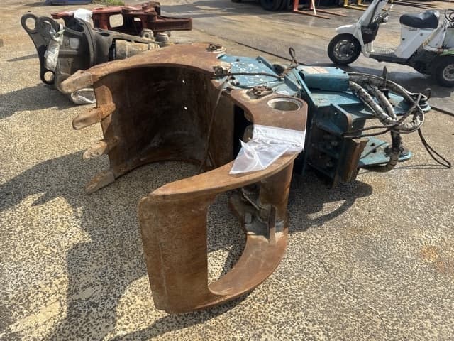 GRAPPLE — Auction (lot 8451-13005)
