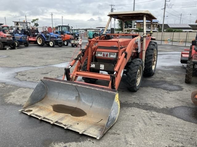 Tractor — Auction (lot 8451-1308)