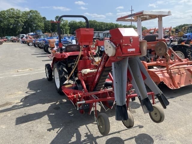 Tractor — Auction (lot 8451-1316)