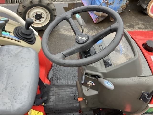 Tractor — Auction (lot 8451-1316)