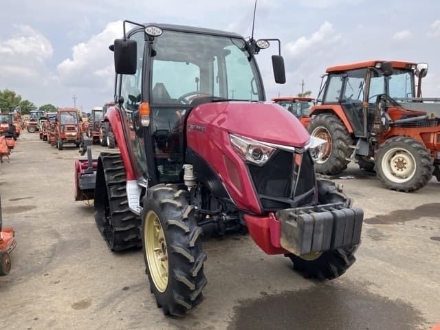 Tractor — Auction (lot 8451-1318)