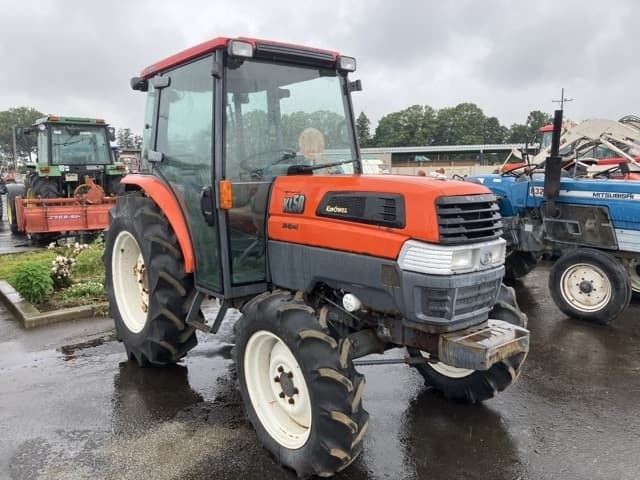 Tractor — Auction (lot 8451-1319)