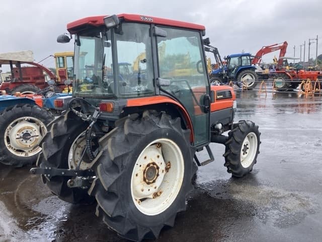 Tractor — Auction (lot 8451-1319)