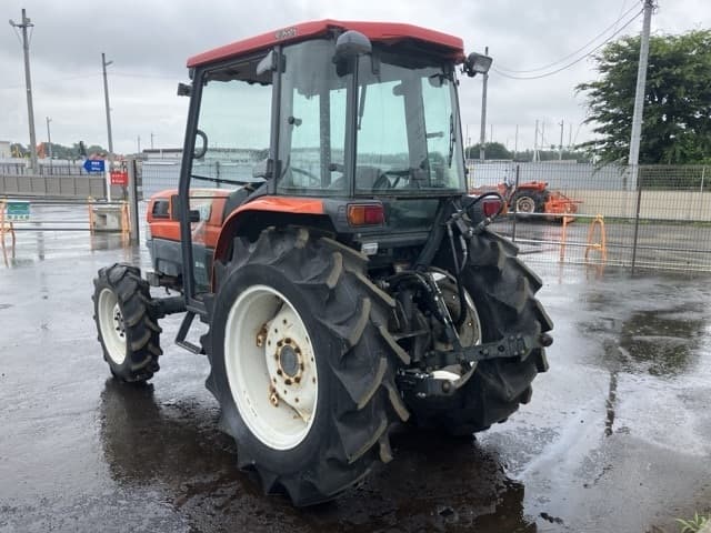 Tractor — Auction (lot 8451-1319)