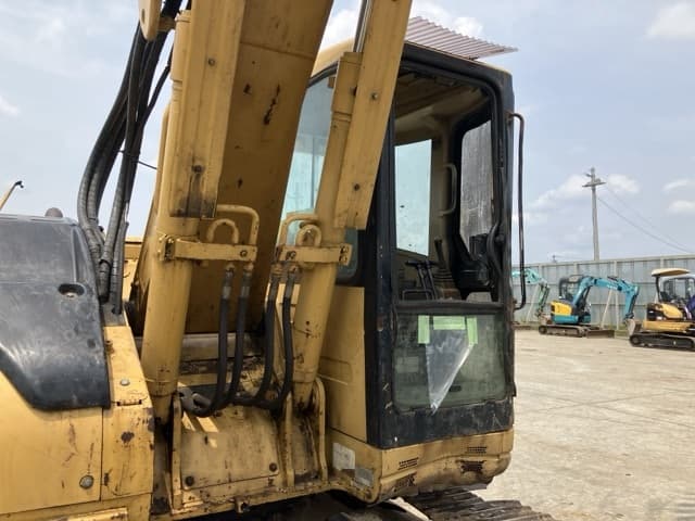 EXCAVATOR — Auction (lot 8451-140)