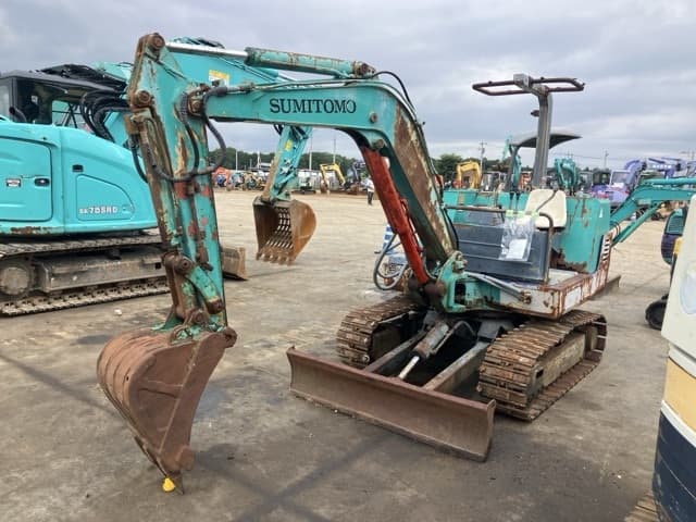 MINI EXCAVATOR — Auction (lot 8451-146)