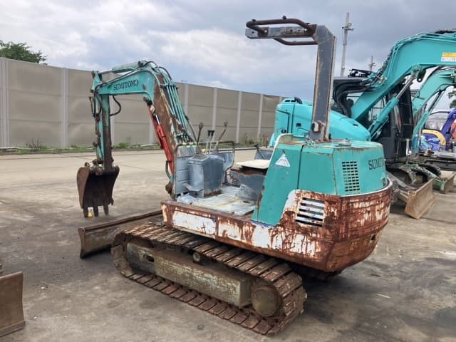 MINI EXCAVATOR — Auction (lot 8451-146)