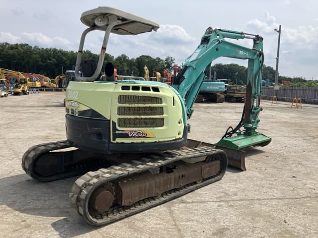 MINI EXCAVATOR — Auction (lot 8451-151)