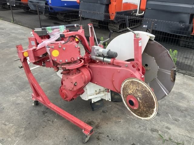 LEVEE PLASTERING MACHINE A — Auction (lot 8451-1521)