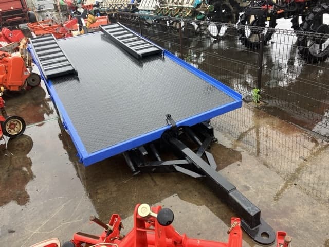 TRAILER — Auction (lot 8451-1523)