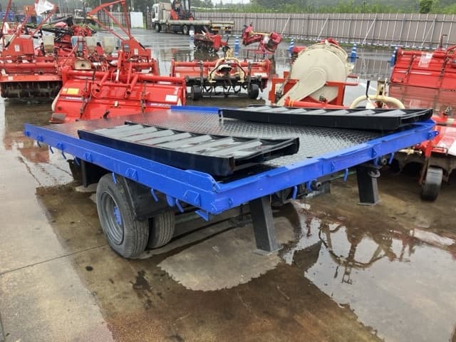 TRAILER — Auction (lot 8451-1523)
