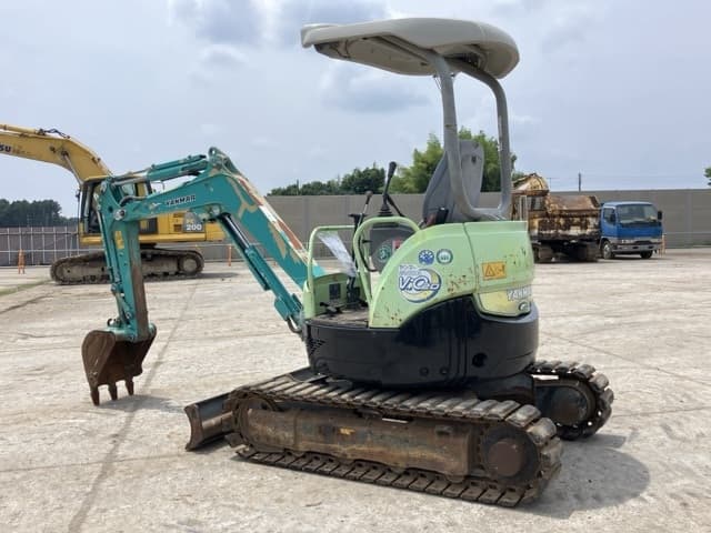 MINI EXCAVATOR — Auction (lot 8451-153)