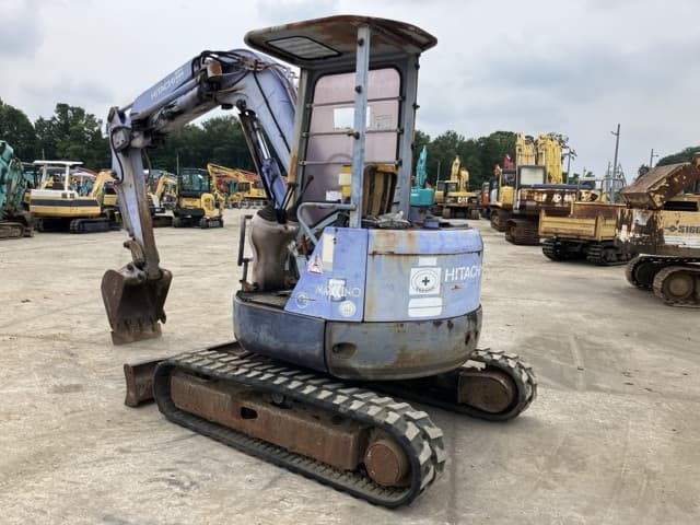 MINI EXCAVATOR — Auction (lot 8451-155)