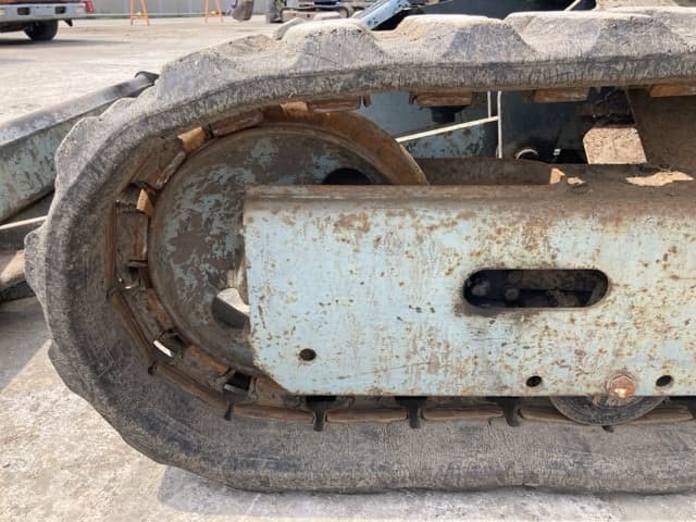 MINI EXCAVATOR — Auction (lot 8451-157)