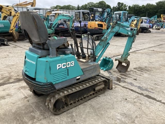 MINI EXCAVATOR — Auction (lot 8451-158)