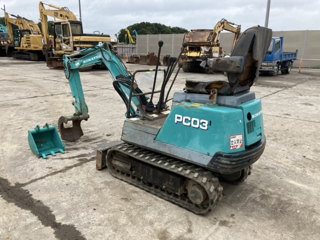 MINI EXCAVATOR — Auction (lot 8451-158)
