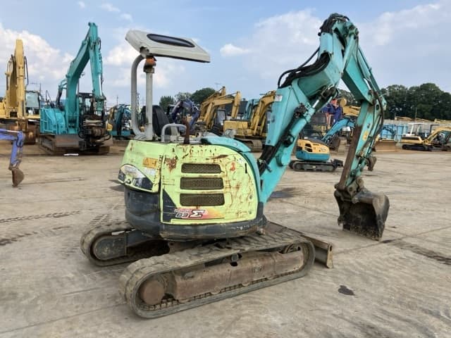MINI EXCAVATOR — Auction (lot 8451-164)